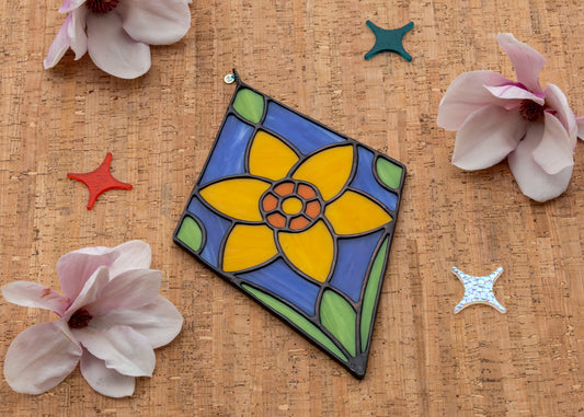 DAFFODIL DIAMOND "GREEN" • Stained Glass Art • Suncatcher