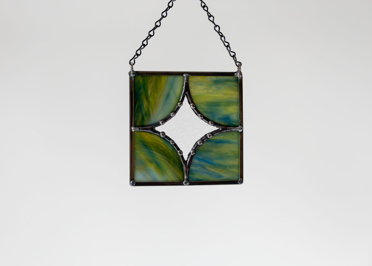 FIVE PIECE STAR "SWAMPY GREEN" • Stained Glass Art • Suncatcher